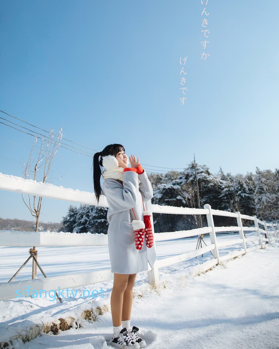 【2023_06_22】Video_of_Immortal_Moon_tamed_by_its_owner_🙂.m4v